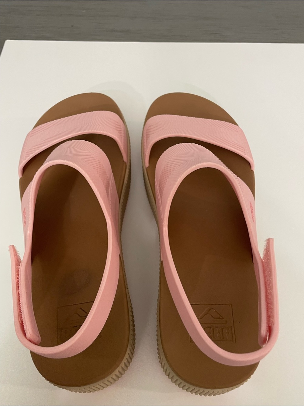 Reef Pink Platform Slingback Sandals with Tan Midsole - Picture 10 of 13